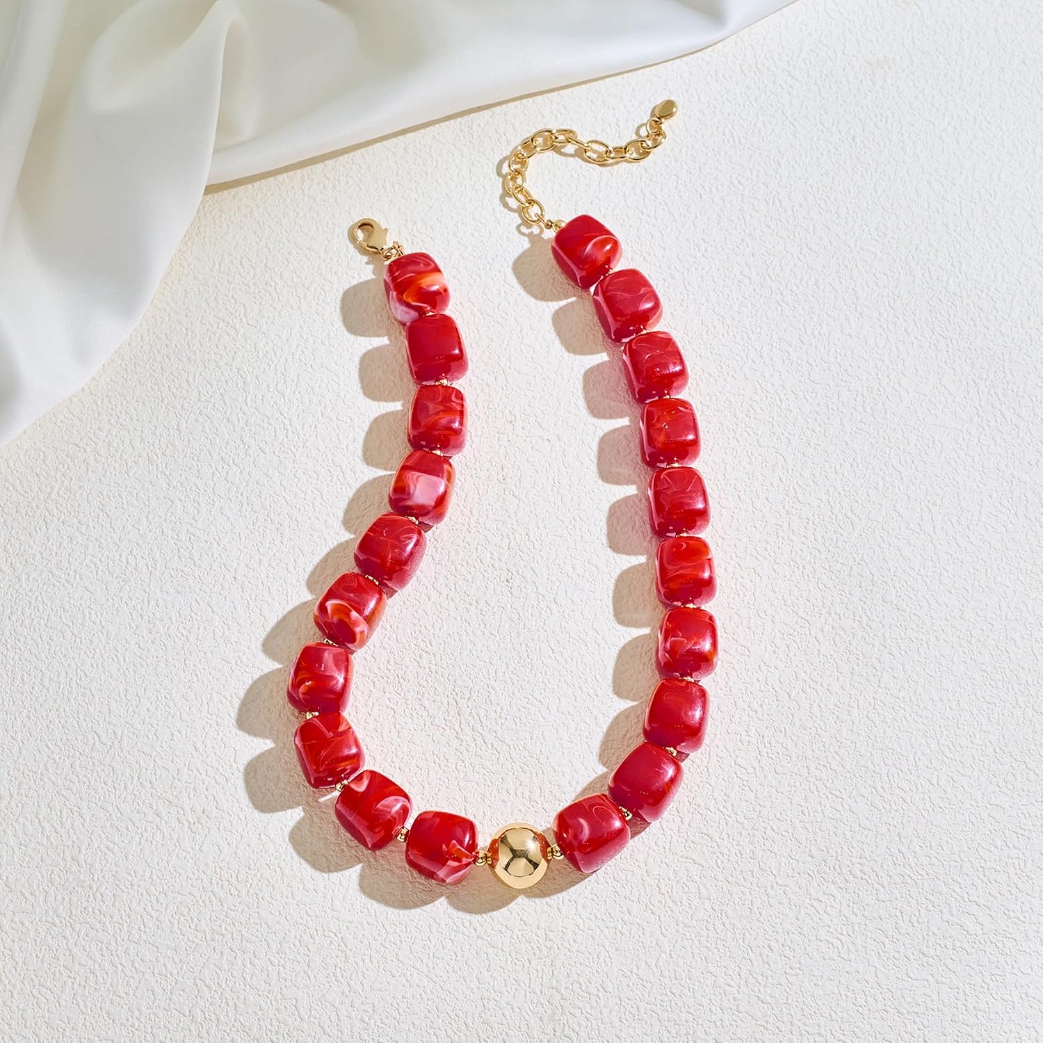 Chunky Beaded Choker Necklace for Women Deep Red Large Square Resin Beads Necklace Trendy Statement Chunky Necklaces Wedding Party Jewelry